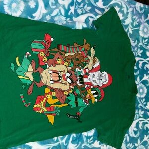Looney Tunes Green Character Christmas tee